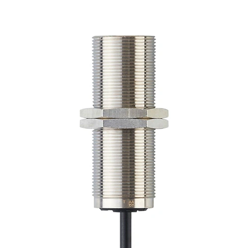 Cảm biến IFM DI0104