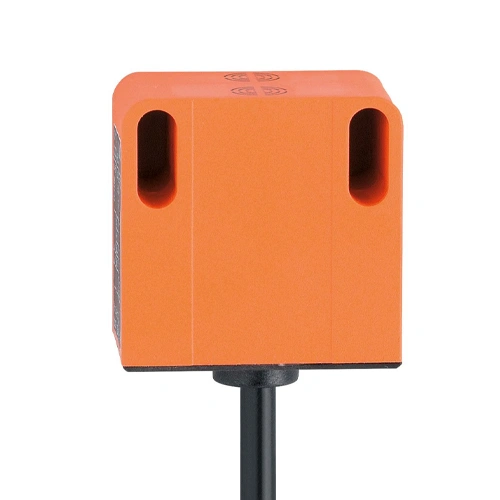 Cảm biến IFM IN0110