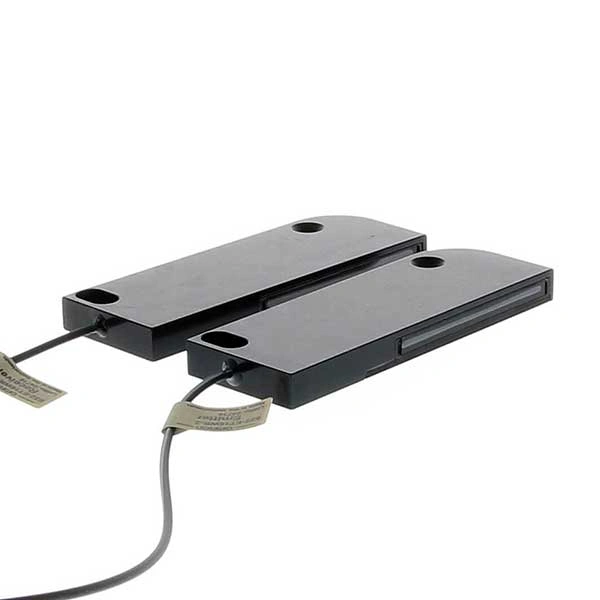 Cảm biến Omron E32-ET16WR-2 2M
