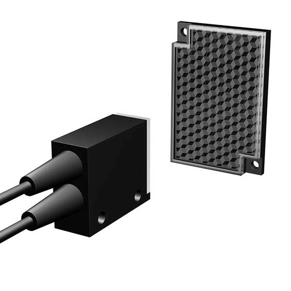 Cảm biến Omron E32-R16 2M
