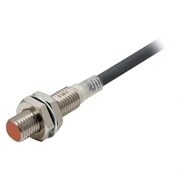 Cảm biến Omron E2E-X2D1-U 2M