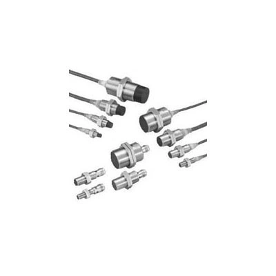 Cảm biến Omron E2A-M18KN16-WP-D1 2M