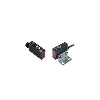 Cảm biến Omron E3S-AT11