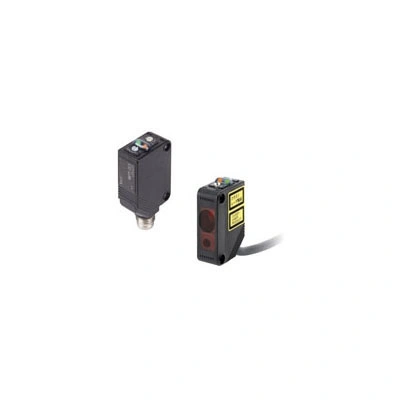 Cảm biến Omron E3Z-LR61 2M