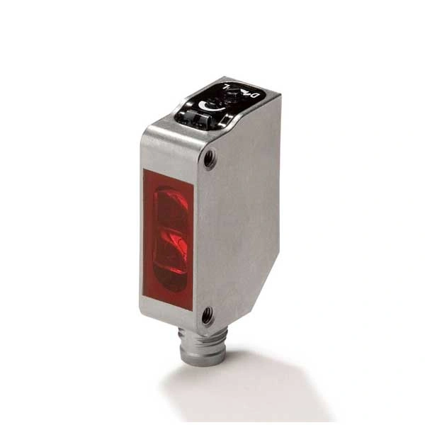 Cảm biến Omron E3ZM-CD67