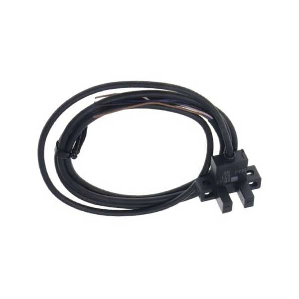 Cảm biến Omron EE-SX671-WR 1M