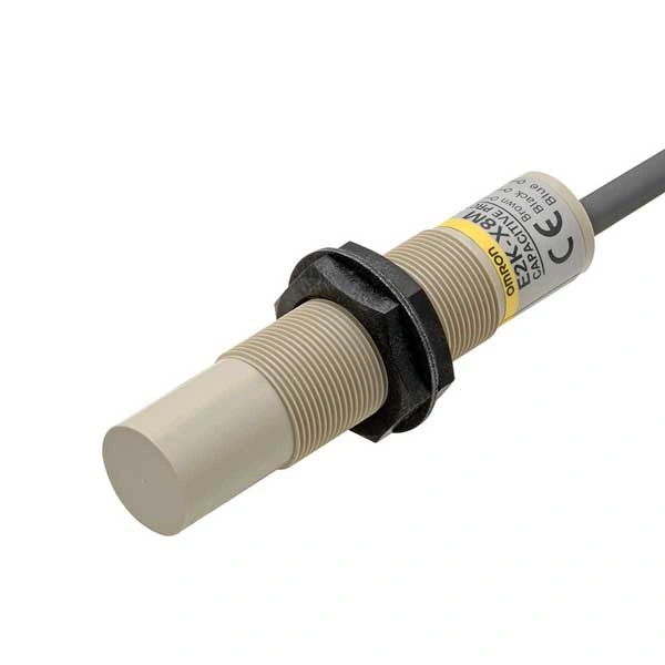 Cảm biến Omron E2K-X8ME1 2M