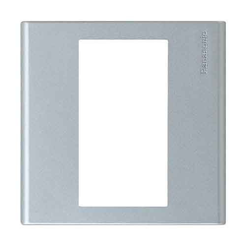 [WEB7813MW] Mặt vuông cho 3 thiết bị màu trắng ánh kim Panasonic