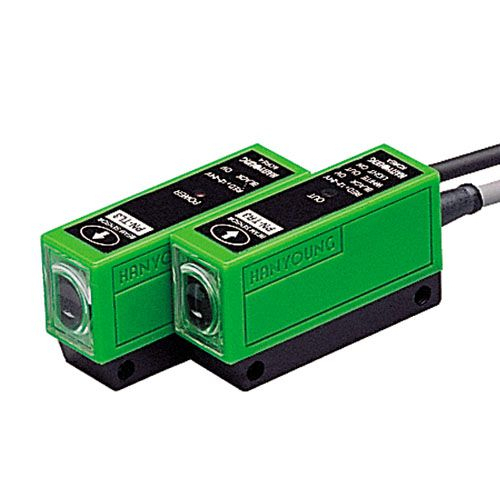 Cảm biến quang thu phát khoảng cách 3m, ngõ ra NPN, điện áp 12-24VDC Hanyoung